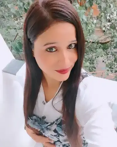 Call Girls in Ruwais